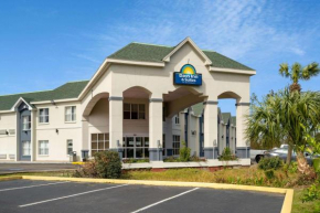Отель Days Inn by Wyndham Panama City  Панама